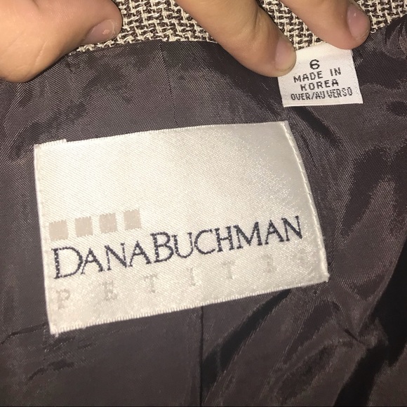 Blazer - Picture 3 of 3